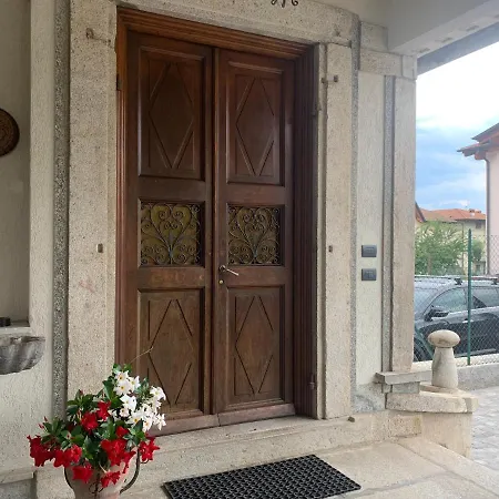Lucia, Di Como, Apartmán *